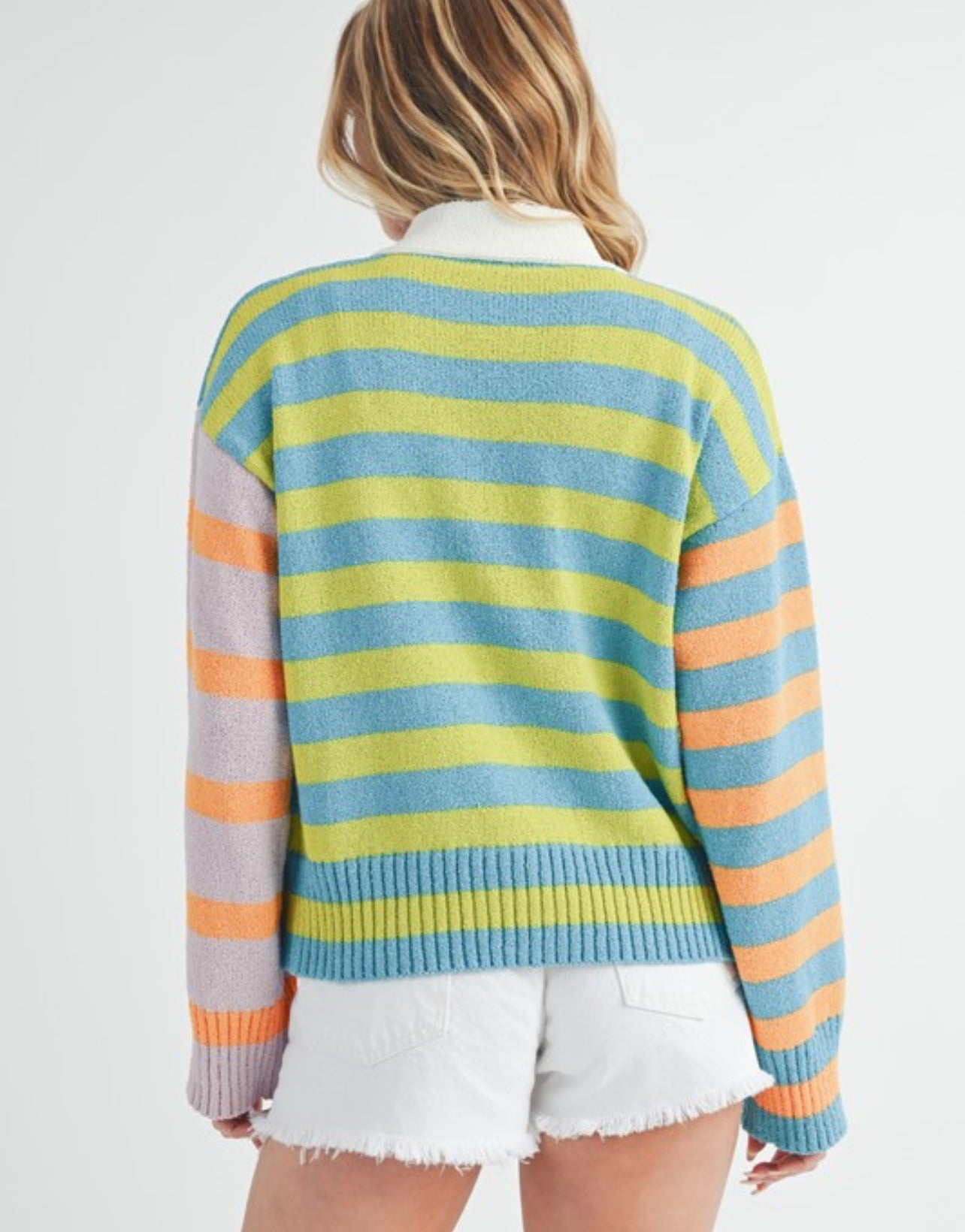 Cardigan of many colored stripes